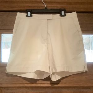 Adidas stretch women’s golf shorts. Beige, Size 8.